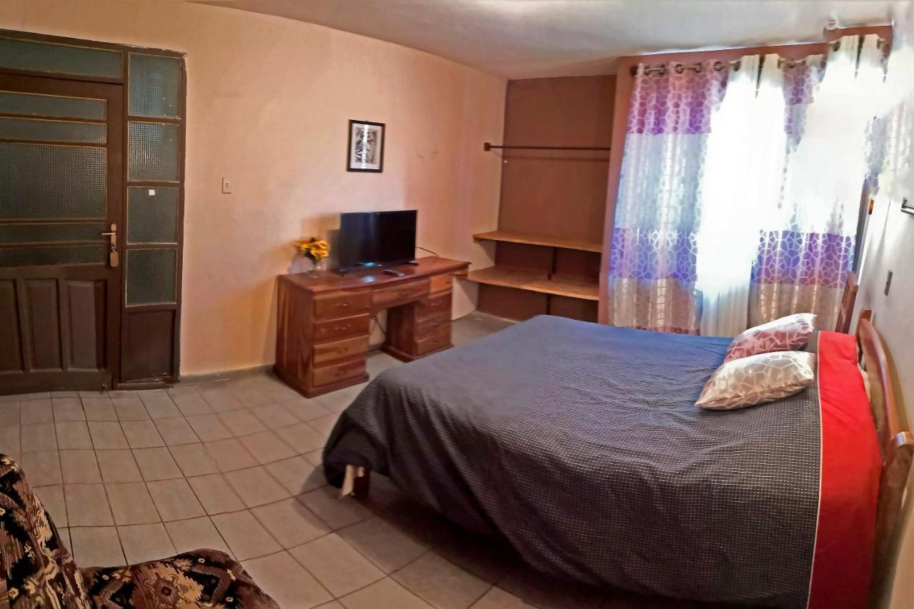 Casa Discreta Bed and Breakfast Cochabamba Buitenkant foto